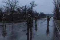 Các binh sĩ Ukraine trong bức ảnh chụp ngày 31/1. Ảnh: Getty.