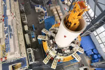 Cỗ máy “Gangtie Jiliang” nặng khoảng 500 tấn và rộng 8,1 mét. Ảnh: CRCC.