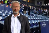 Tài phiệt Nga Roman Abramovich tại Porto, Bồ Đào Nha, ngày 29/5/2021. Ảnh: Getty.