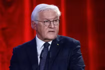 Tổng thống Đức Frank-Walter Steinmeier phát biểu tại dinh thự Bellevue Palace của ông ở Berlin, Đức, ngày 9/11/2025. Ảnh: Reuters.