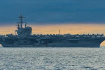 Tàu sân bay lớp Nimitz USS George H.W. Bush. Ảnh: Getty.