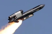 Vụ phóng tên lửa hành trình Flamingo của Ukraine. Ảnh: MW.