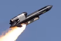 Vụ phóng tên lửa hành trình Flamingo của Ukraine. Ảnh: MW.