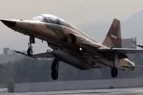 Máy bay chiến đấu F-5E của Không quân Iran. Ảnh: MW.
