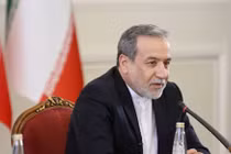 Ngoại trưởng Iran Abbas Araghchi phát biểu trong cuộc gặp với các đại sứ nước ngoài tại Iran, ở Tehran, Iran, ngày 5/10/2025. Ảnh: Reuters.