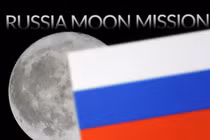 Nga dự kiến xây dựng một nhà máy điện hạt nhân trên Mặt Trăng. Ảnh: Reuters.