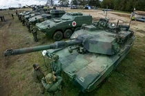 Một cuộc diễn tập quân sự của NATO diễn ra tại Ba Lan. Ảnh: Getty.