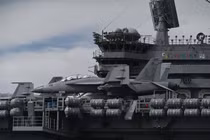 Tàu USS Nimitz trong bức ảnh chụp ngày 8/5. Ảnh: Getty.