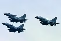 Không quân Pakistan sở hữu các máy bay chiến đấu J-10C do Trung Quốc sản xuất. Ảnh: AFP.