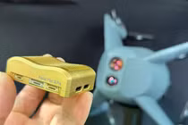 Mô-đun lái tự động Raptor Pilot AI Pro. Ảnh: IE.