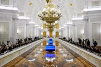 Tổng thống Nga Vladimir Putin chủ trì cuộc họp Hội đồng Nhà nước tại Điện Kremlin ở Moscow, Nga, ngày 25/12. Ảnh: Reuters.