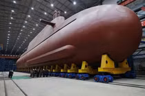 Tàu ngầm chạy bằng năng lượng hạt nhân đầu tiên của Triều Tiên. Ảnh: MW.