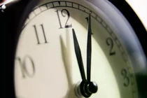 Một bước đột phá lý thuyết của các nhà khoa học Trung Quốc có thể giải thích tại sao thời gian chỉ trôi về phía trước. Ảnh: Getty.