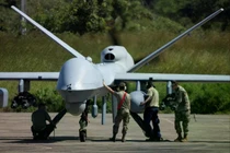 Máy bay không người lái MQ-9 Reaper đã được triển khai như một phần của mạng lưới giám sát quân sự Mỹ tại khu vực Ấn Độ Dương - Thái Bình Dương. Ảnh: Reuters.