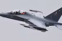 Máy bay huấn luyện Yak-130. Ảnh: MW.