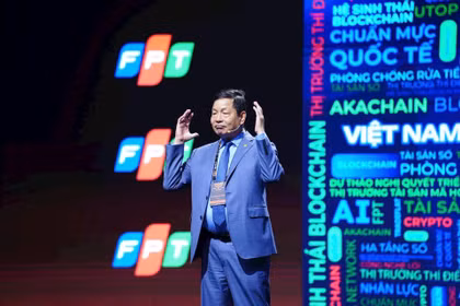 Chủ tịch Trương Gia Bình nói về 3 “chìa khóa sinh tồn” thời AI, hé lộ bước ngoặt quan trọng của FPT