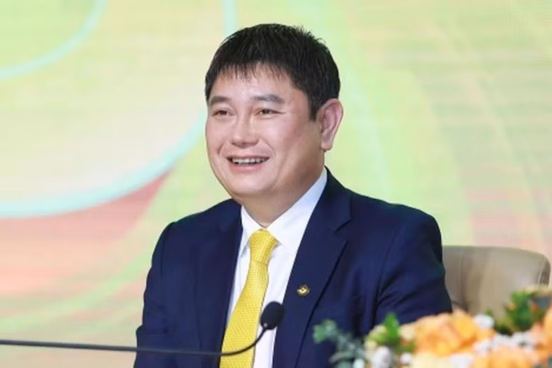 Bầu Thụy ứng cử vào HĐQT, cổ phiếu Sacombank tăng 5,5%