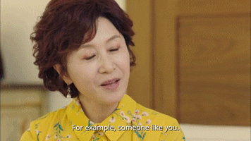 "Ví dụ như ai đó giống cháu chẳng hạn"