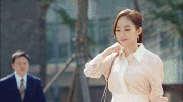 Tóc đuôi ngựa cực sang của thư ký Kim