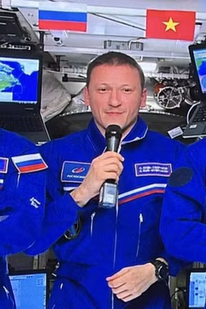 Phi hành gia Nga gửi lời chào Việt Nam từ Trạm Vũ trụ quốc tế