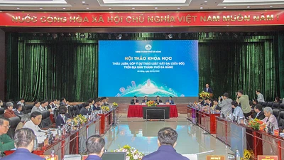 Quang cảnh hội thảo khoa học “Thảo luận, lấy ý kiến dự thảo Luật đất đai (sửa đổi) trên địa bàn TP Đà Nẵng (Ảnh danang.gov)