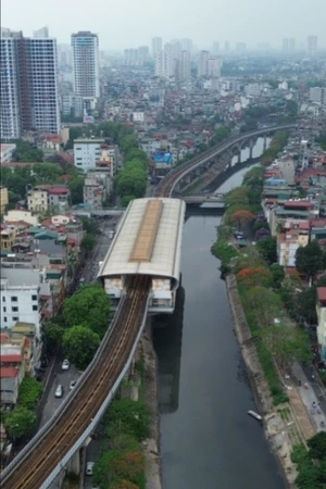 Cận cảnh đường Láng trước kế hoạch rót 21.300 tỷ đồng mở rộng 