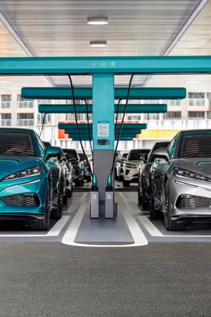 BYD sắp lắp trạm sạc siêu nhanh tại Việt Nam?