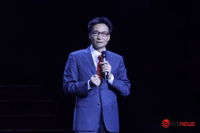 Phó Thủ tướng Vũ Đức Đam tham dự nhiều chương trình kết nối mạng lưới đổi mới sáng tạo (Ảnh: ICT News)