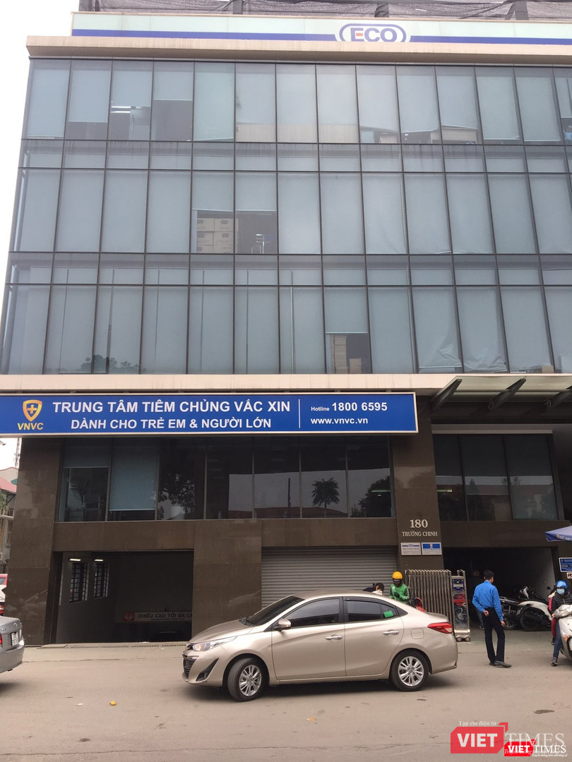 Tòa nhà số 180 đường Trường Chinh (Đồng Đa, Hà Nội) là nơi đặt đại bản doanh của nhiều pháp nhân trong "hệ sinh thái" của ông Ngô Chí Dũng, như Eco Pharma, NutriHome và VNVC.