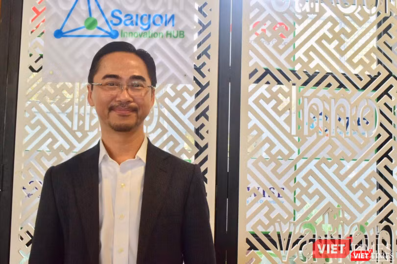 Ông Phan Thanh Sơn, Giám đốc Phát triển Kinh doanh Công ty Cổ phần Hệ thống Thông tin FPT mang đến cho doanh nghiệp vừa và nhỏ nhiều kinh nghiệm chuyển đổi số hữu ích