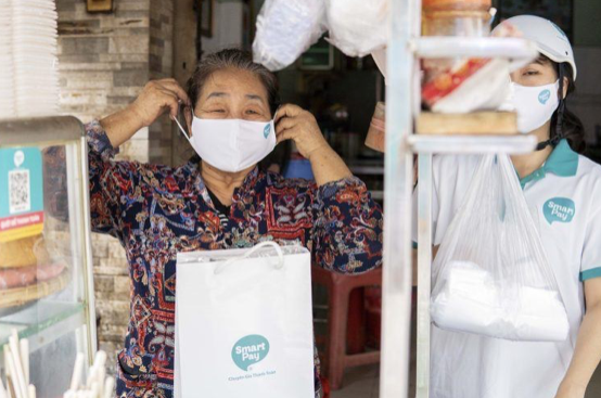 Đằng sau những khuyến mại giảm giá 30%, hoàn tiền 10% của các ví điện tử như Momo, Moca, VNPay...: Cuộc chiến đốt tiền khô máu chưa biết khi nào và ai là người chiến thắng! - Ảnh 4.