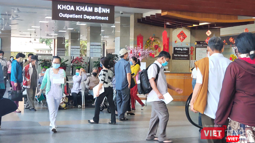 Người nghi nhiễm virus Corona được cách ly tại các BV sẽ được chăm sóc chu đáo với đầy đủ phương tiện, thiết bị y tế - Ảnh: Hòa Bình