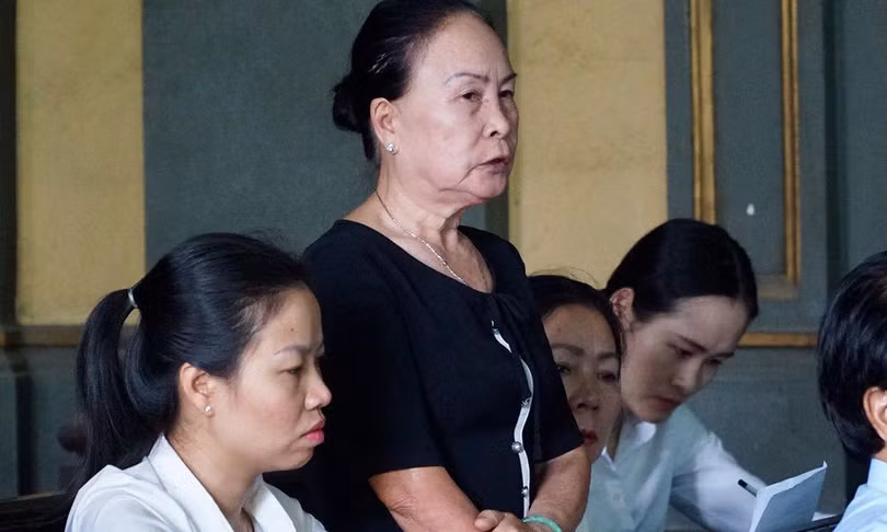 Bà Lê Hoàng Diệp Thảo tố chồng ngoại tình