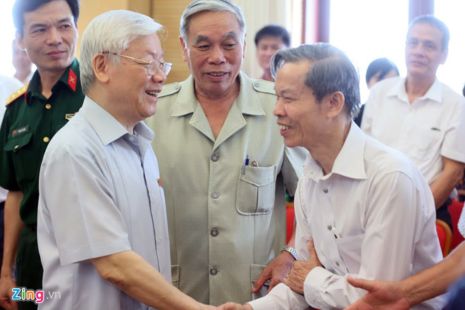 'Khong nen noi Tong bi thu kiem Chu tich nuoc' hinh anh 2