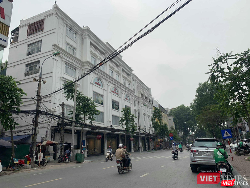 Tòa nhà Picenza, đại bản doanh của Hùng Túy, tại số 20 Cát Linh. Tòa nhà Picenza, đại bản doanh của Hùng Túy, tại số 20 Cát Linh.