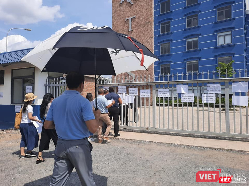 Đại diện nhà trường không tiếp phụ huynh (Ảnh: PH) Đại diện nhà trường không tiếp phụ huynh (Ảnh: PH)