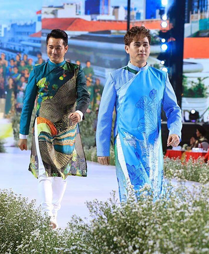 Ca sĩ Nguyên Vũ và Phi Hùng Ca sĩ Nguyên Vũ và Phi Hùng