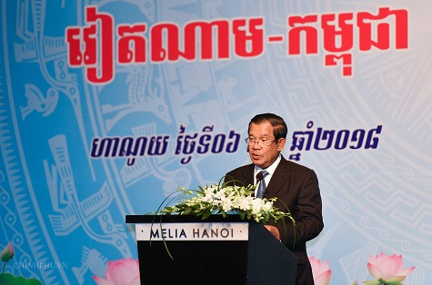 Thủ tướng Campuchia Samdech Techo Hun Sen phát biểu tại Diễn đàn. (Ảnh: VGP/Quang Hiếu) Thủ tướng Campuchia Samdech Techo Hun Sen phát biểu tại Diễn đàn. (Ảnh: VGP/Quang Hiếu)
