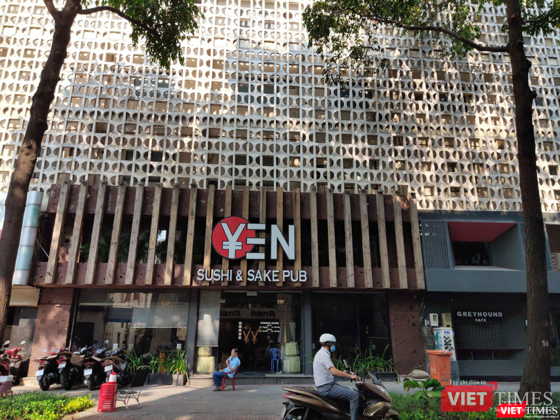 Nhiều nhà hàng lớn cũng đóng cửa