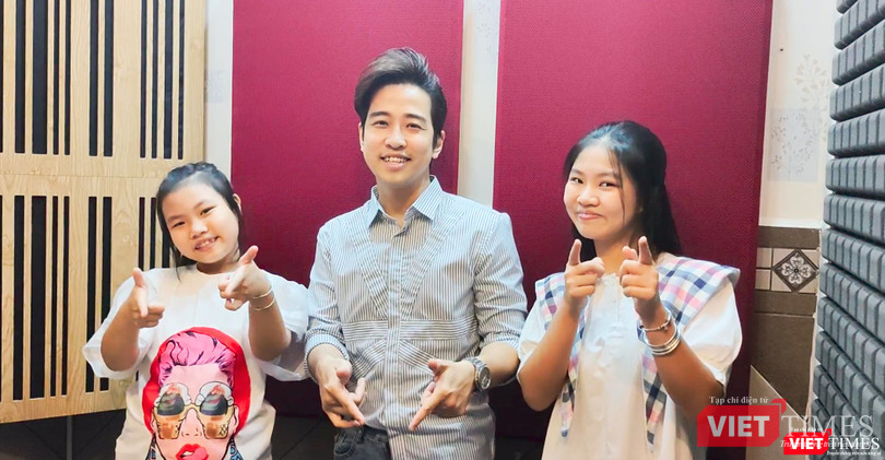 Bé Minh Ngọc, ca sĩ Triệu Lộc, bé Như Ngọc - Á quân The Voice Kid 2017 Bé Minh Ngọc, ca sĩ Triệu Lộc, bé Như Ngọc