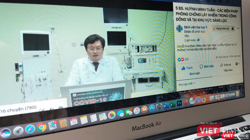 BS Trưởng khoa Kiểm soát nhiễm khuẩn giảng dạy online ở ĐH Y Dược TP.HCM (Ảnh: Hòa Bình chụp lại màn hình video dạy online)