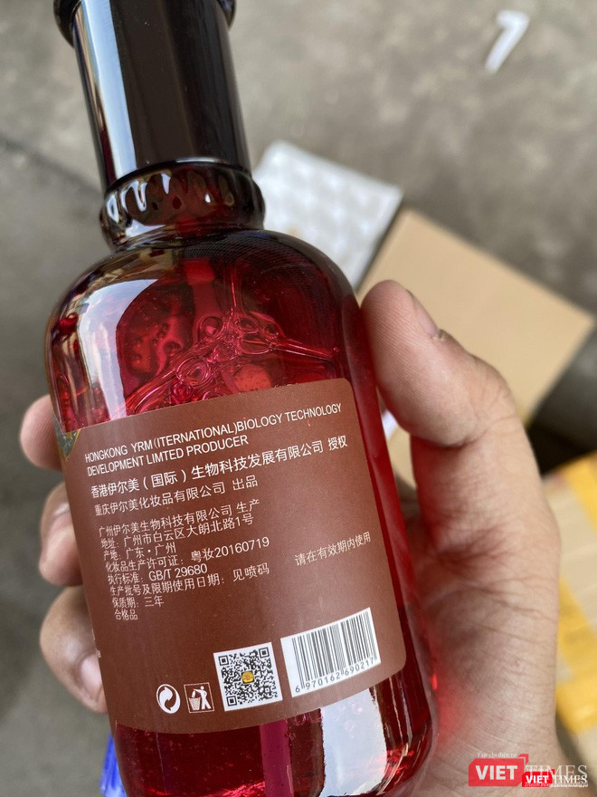 Phát hiện kho mỹ phẩm lậu của hoa hậu với nhiều loại hàng (Ảnh: CSĐT) Phát hiện kho mỹ phẩm lậu của hoa hậu với nhiều loại hàng