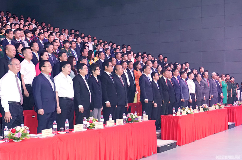 Lễ kỷ niệm 15 năm ngày Doanh nhân Việt Nam. Lễ kỷ niệm 15 năm ngày Doanh nhân Việt Nam.