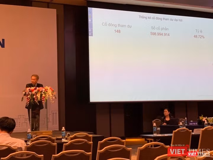 Chủ tịch Eximbank Lê Minh Quốc thông báo dời thời điểm khai mạc ĐHĐCĐ thường niên năm 2019 đến 9h00.