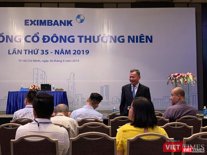 Thành viên HĐQT Đặng Anh Mai đến sau đó.