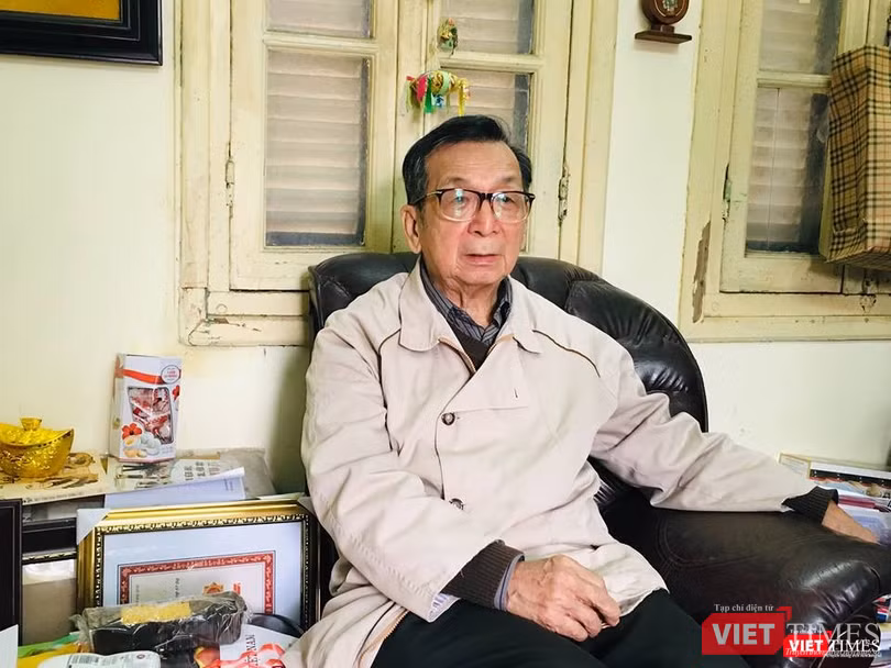 PGS. TS. Trần Lâm Biền: "Việc dâng sao giải hạn không hề dính dáng đến chùa" PGS. TS. Trần Lâm Biền: "Việc dâng sao giải hạn không hề dính dáng đến chùa"