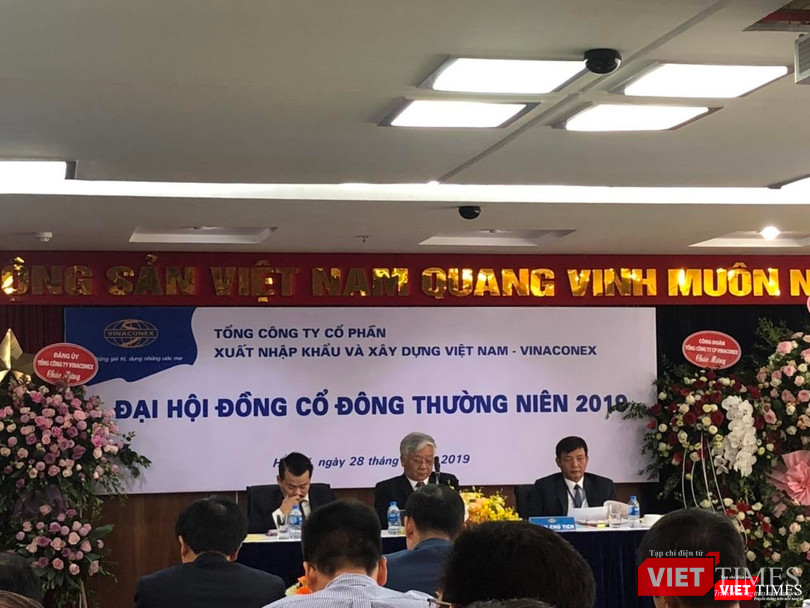 Ngôn phong điều hành của ông Đào Ngọc Thanh tại phiên ĐHĐCĐ mới đây của Vinaconex phần nào phản ánh "vai" của người đang đứng ghế Chủ tịch HĐQT VCG.