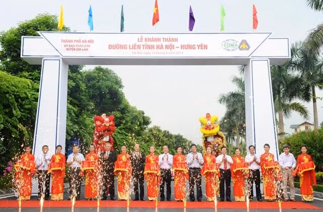 4,2 km đường liên tỉnh Hà Nội - Hưng Yên mà Comaland BT đầu tư theo hình thức BT chạy qua dự án Ecopark. Dĩ nhiên nó cũng giúp dự án này nâng tầm và nâng địa tô chênh lệch! (Ảnh: Internet)