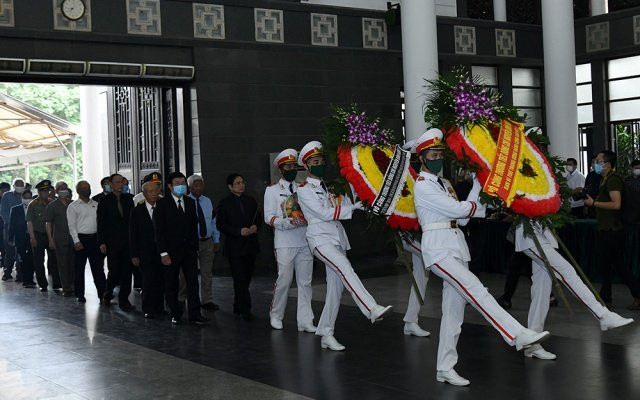 Cử hành trọng thể lễ tang đồng chí Nguyễn Đình Hương ảnh 6