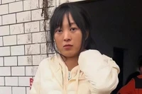 Gương mặt buồn bã của Daidai sau khi tuyên bố tạm thời rút khỏi mạng xã hội. Ảnh: NetEase.